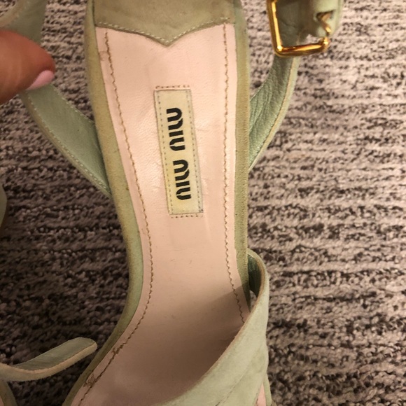 Miu Miu teal green heels. ADORABLE great CONDITION - Picture 2 of 6